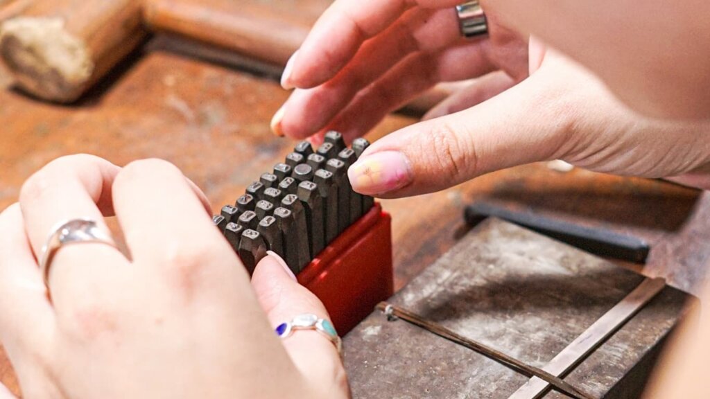 jewellery making ring class kuta